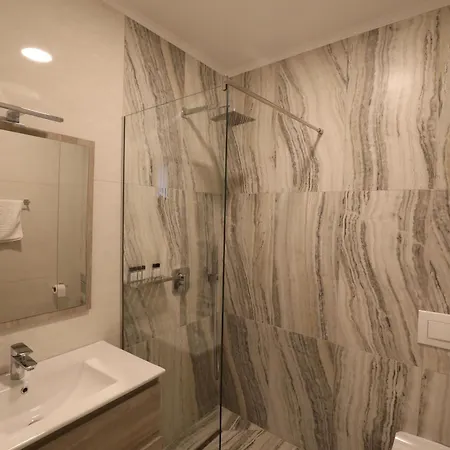 Szálloda Dallga Tushemisht