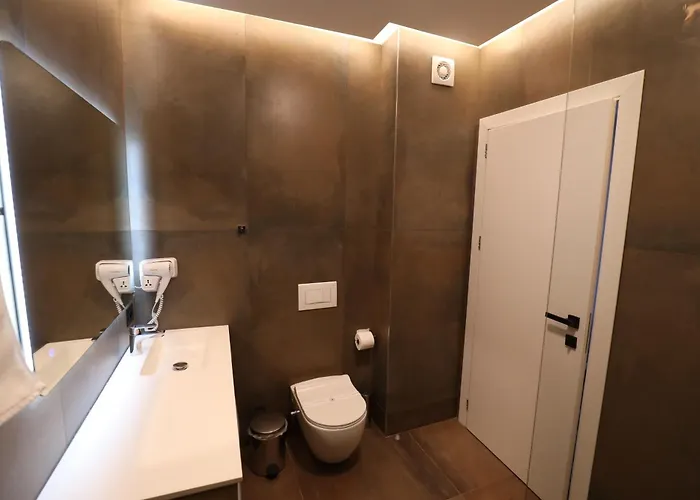 Dallga מלון Tushemisht