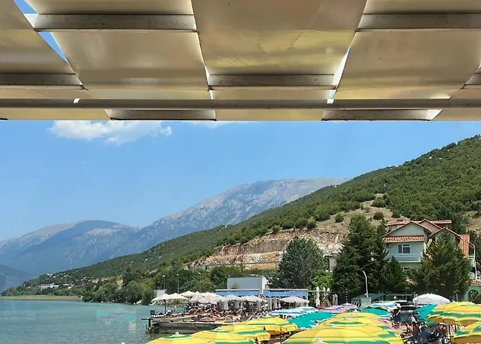 מלון Dallga Tushemisht